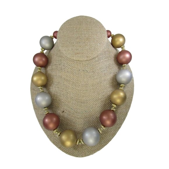 Unbranded | Jewelry | Vintage Metallic Beaded Necklace Strand Gold